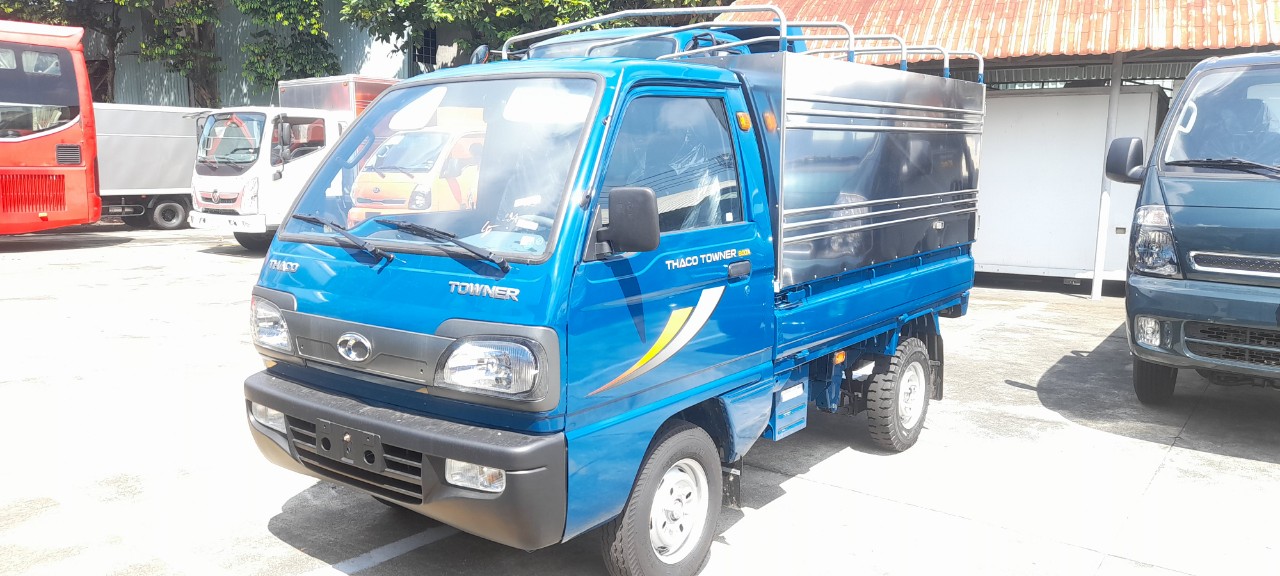 Thaco Towner 800A thùng mui bạt-900kg